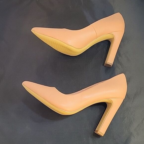 BRAND NEW A.NEW DAY POINTED TOE WOMEN"S SLIP-ON SUE BLOCK HEEL PUMPS - Picture 10 of 16